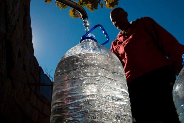‘Don’t panic’ over water crisis, South Africans told